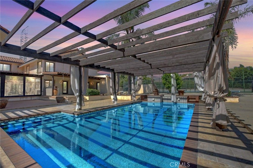 Glass Ceilings, Interior, Pool, Sun Room