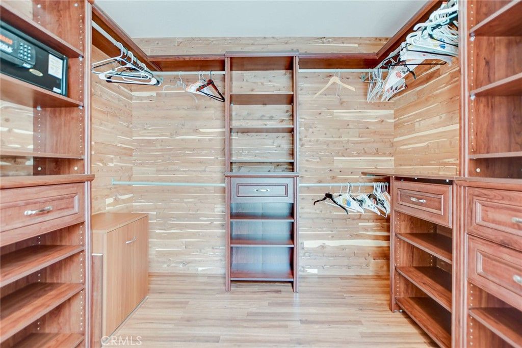 Interior, Walk-in Closets, Wood Texture Flooring, Wooden Walls