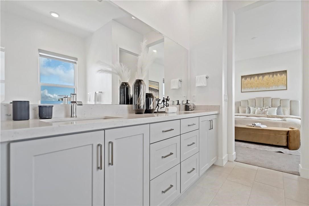 Bathroom, Bedroom, Dual Sink Vanities, Interior, Recessed Lighting, Water