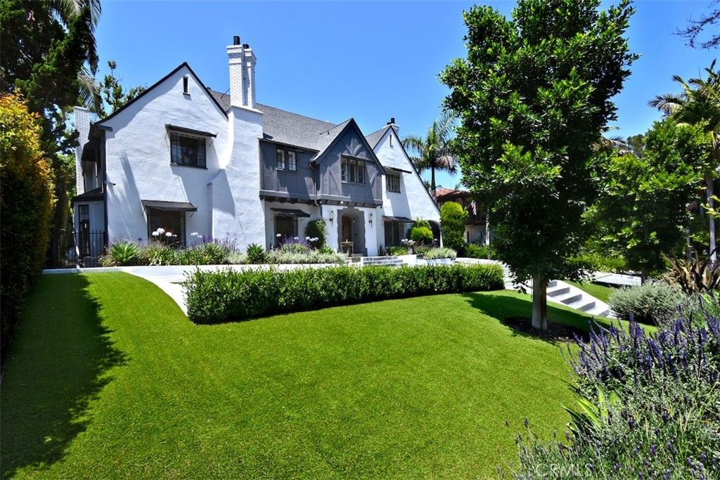 Backyard, Exterior, Facade, Tudor Revival