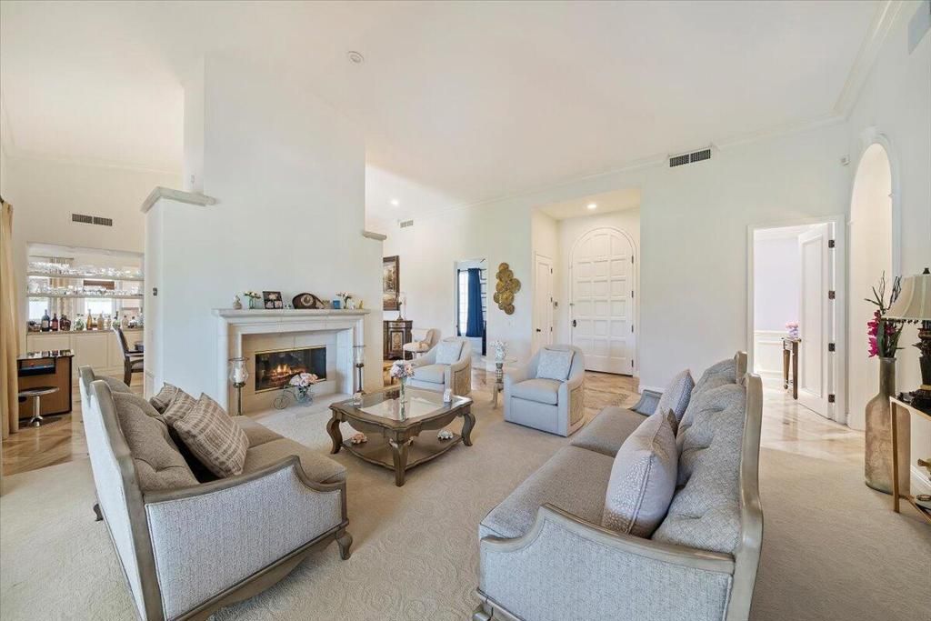 Fireplace, Interior, Living room, Recessed Lighting