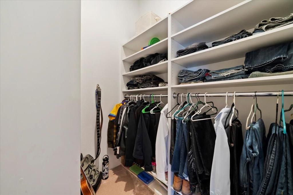 Interior, Walk-in Closets