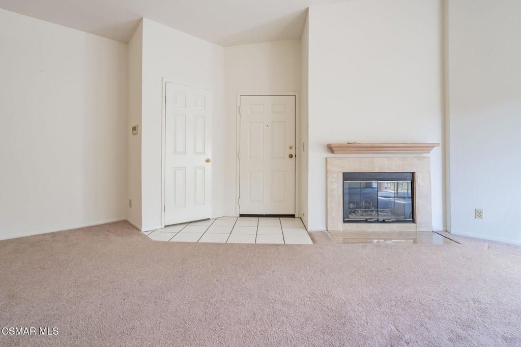 Empty room, Fireplace, Interior