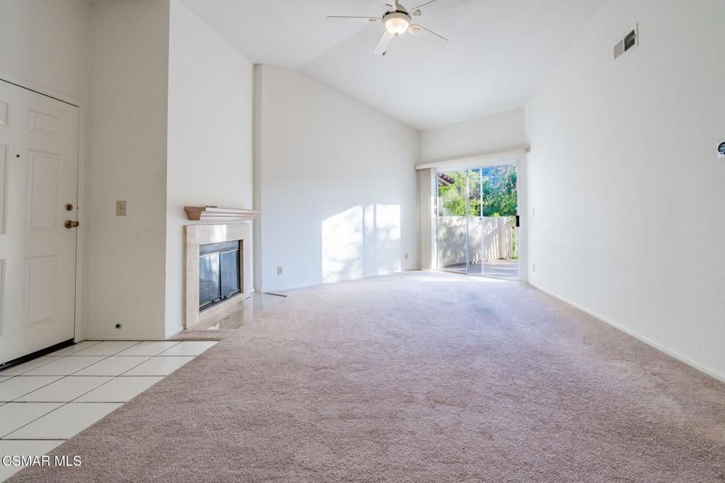 Empty room, Fireplace, Interior