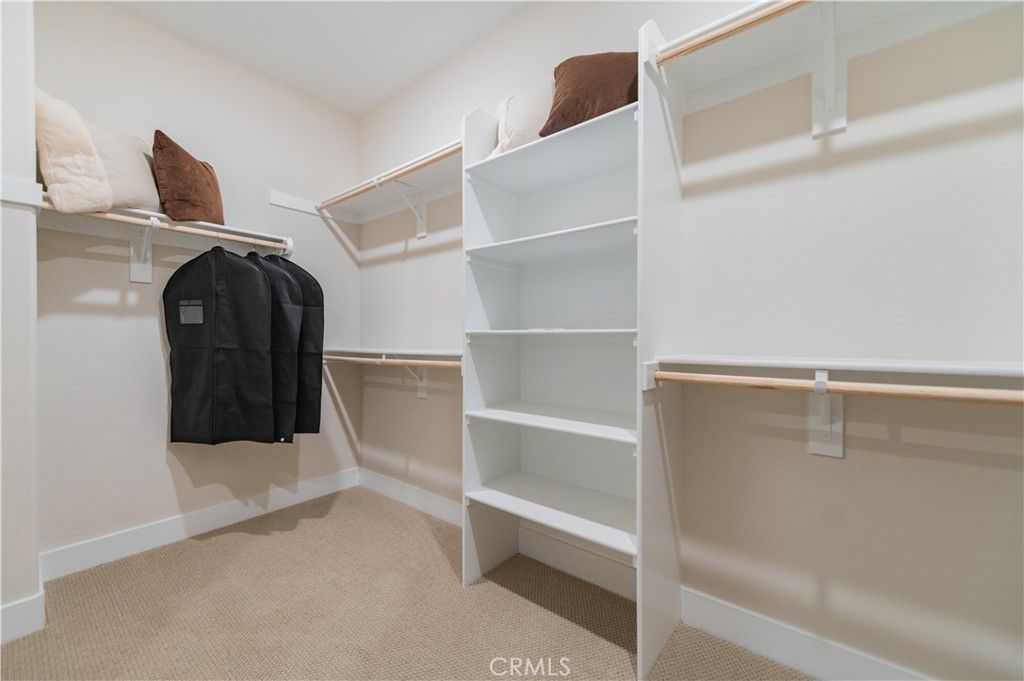 Interior, Walk-in Closets
