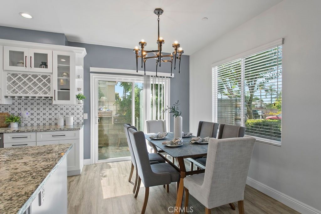 Chandelier, Dining room, Interior, Recessed Lighting, Wood Texture Flooring