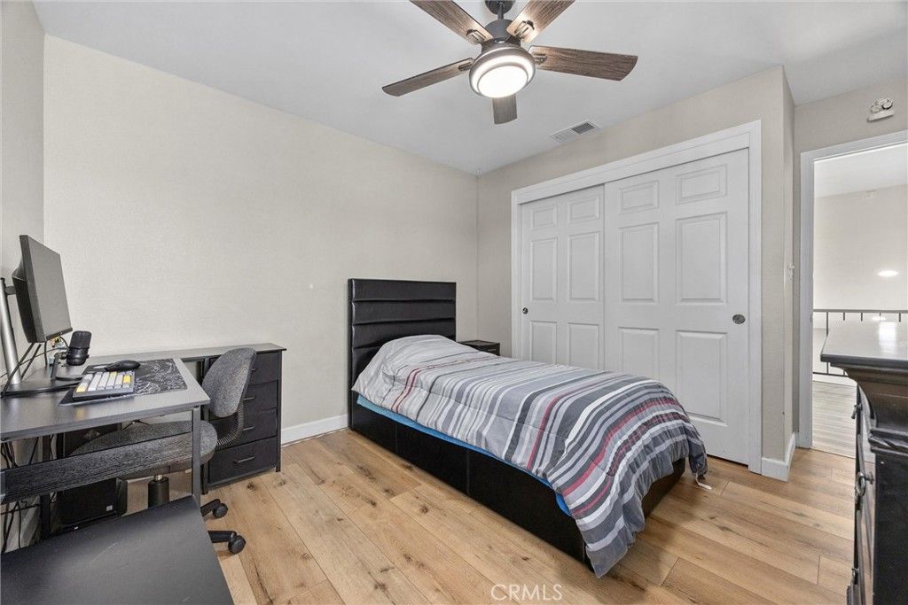Bedroom, Home Office, Interior, Recessed Lighting, Wood Texture Flooring