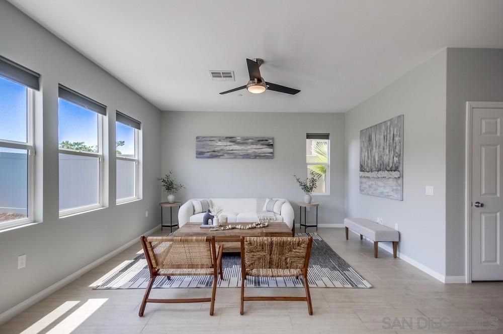 Dining room, Interior, Kitchen, Recessed Lighting, Stainless Steel Appliances