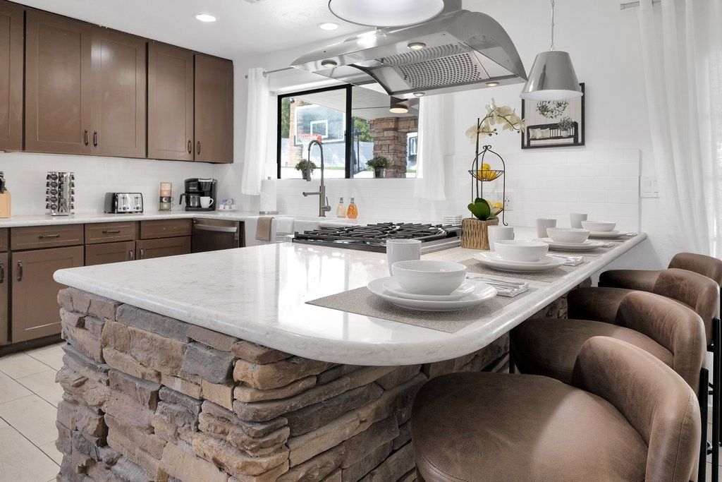 Interior, Kitchen, Pendant Lights, Recessed Lighting