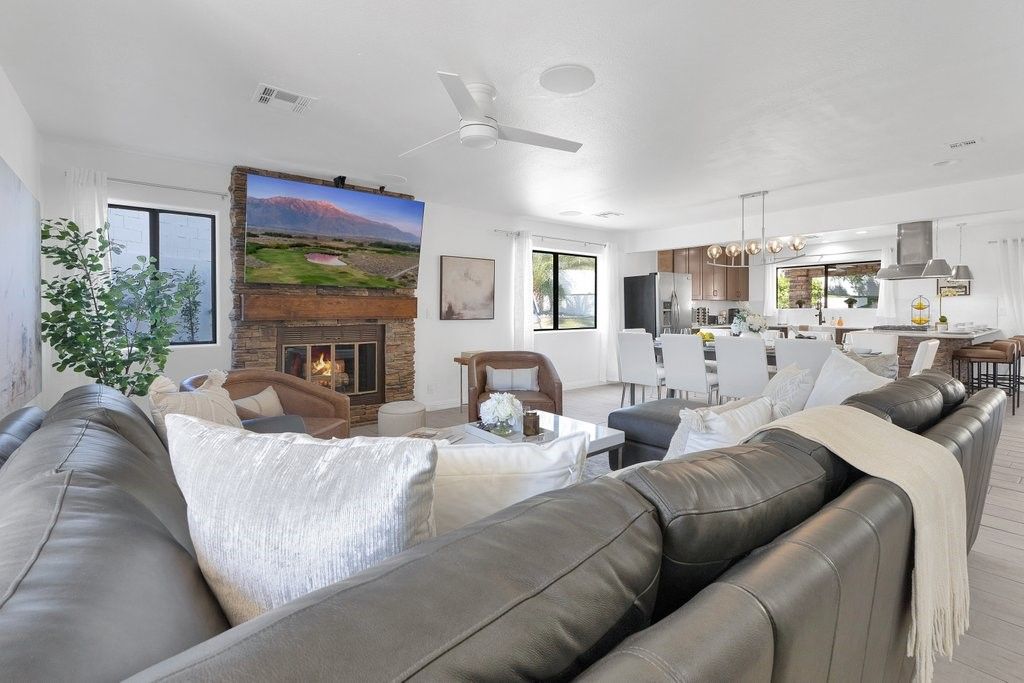 Dining room, Fireplace, Interior, Kitchen, Living room, Pendant Lights