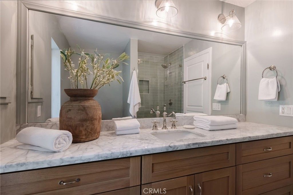 Bathroom, Dual Sink Vanities, Glass Shower, Interior