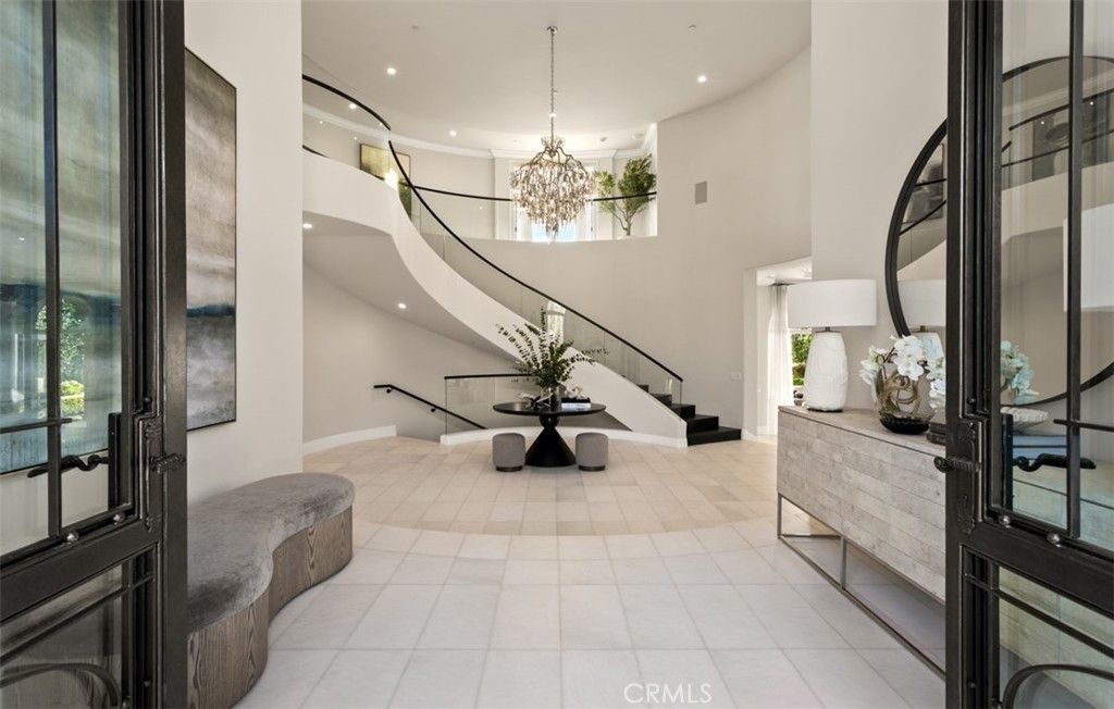 Chandelier, Interior, Recessed Lighting