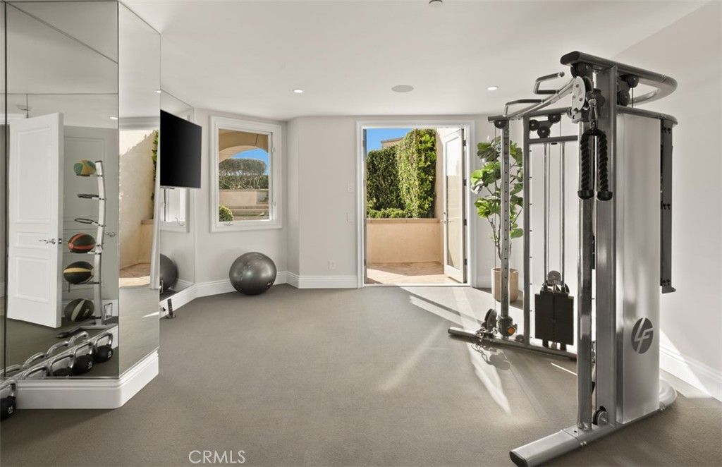 Fitness Equipment, Interior, Recessed Lighting