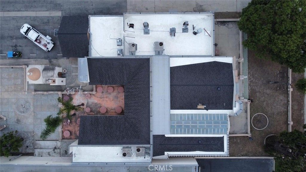 Exterior, Drone