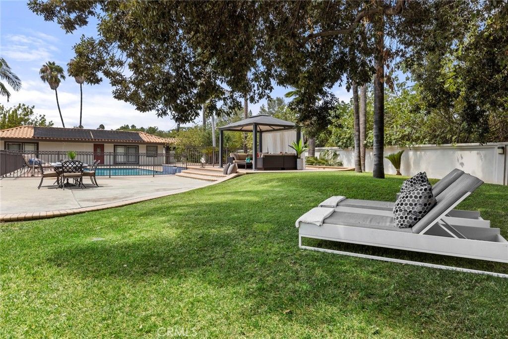 Backyard, Exterior, Pool