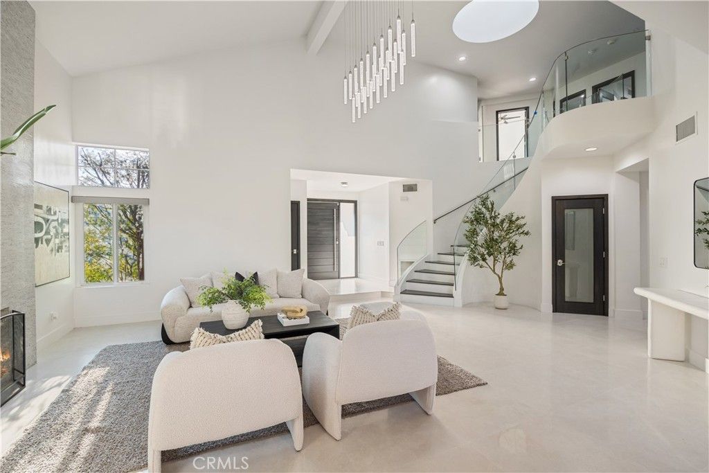 Fireplace, Interior, Living room, Pendant Lights, Recessed Lighting