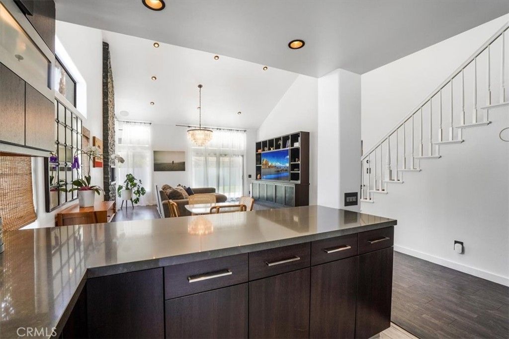 Chandelier, Dining room, Interior, Pendant Lights, Recessed Lighting, Wood Texture Flooring