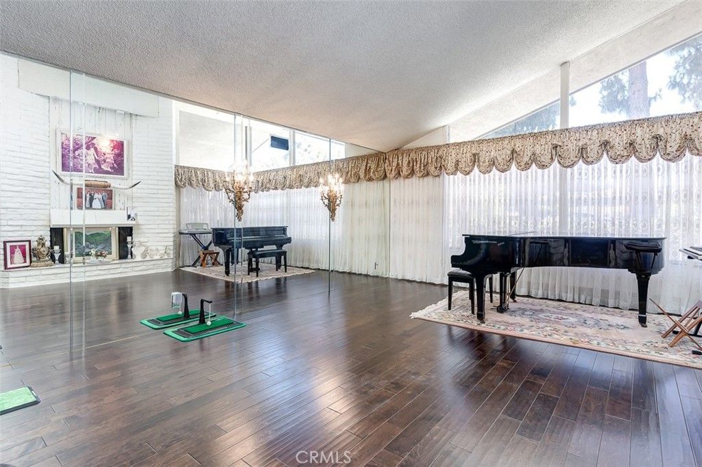 Fireplace, Interior, Piano, Wood Texture Flooring