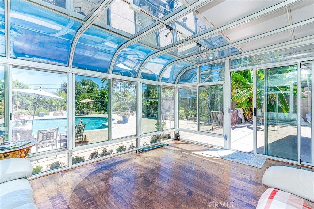 Interior, Sun Room, Wood Texture Flooring