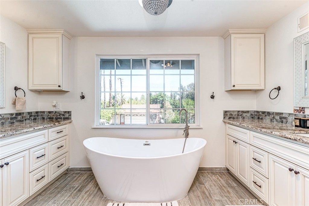 Bathroom, Free Standing Baths, Interior, Wood Texture Flooring