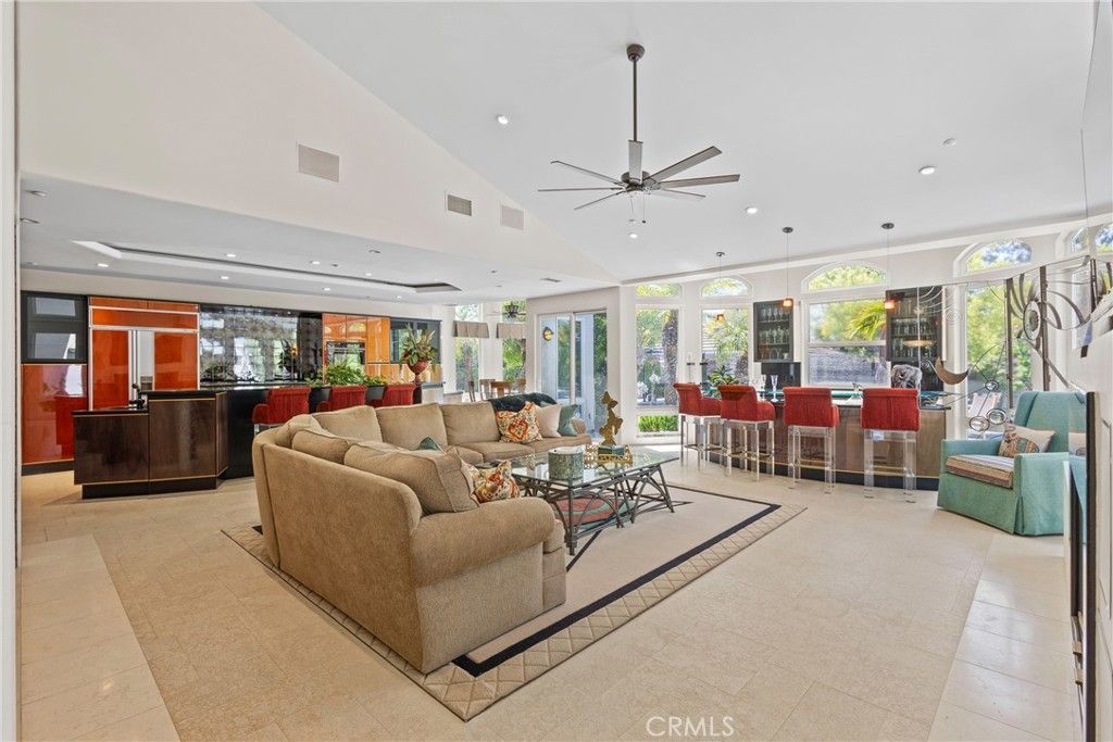 Dining room, Interior, Living room, Pendant Lights, Recessed Lighting