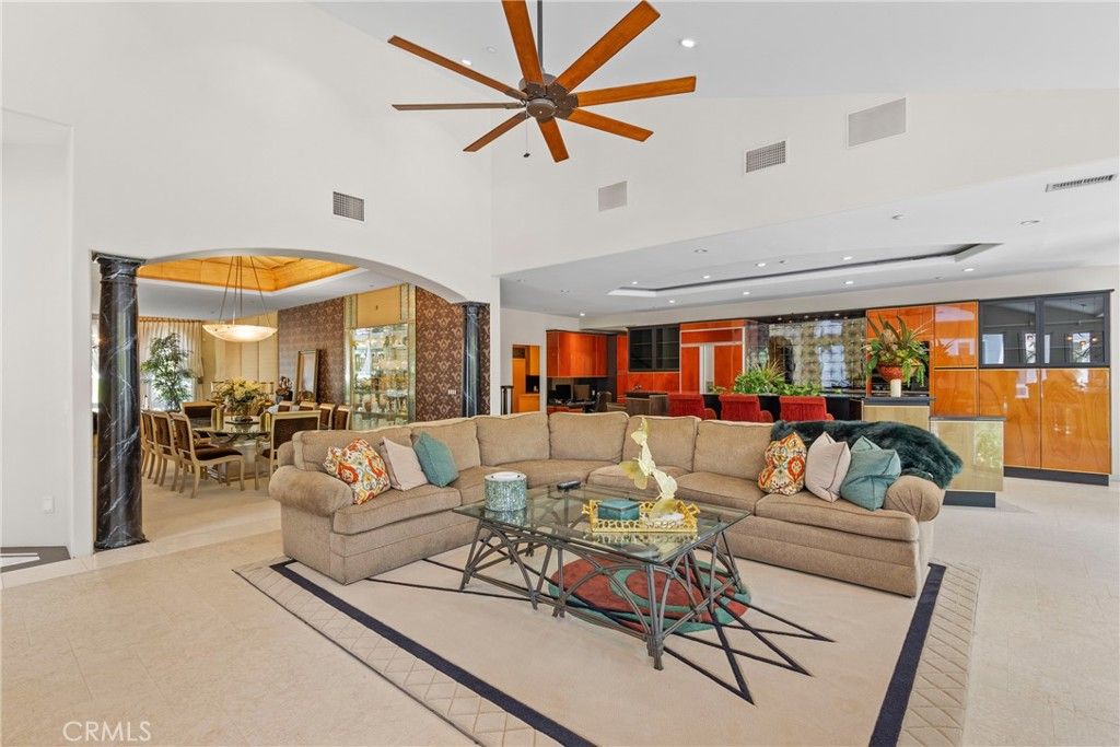 Dining room, Interior, Living room, Pendant Lights, Recessed Lighting