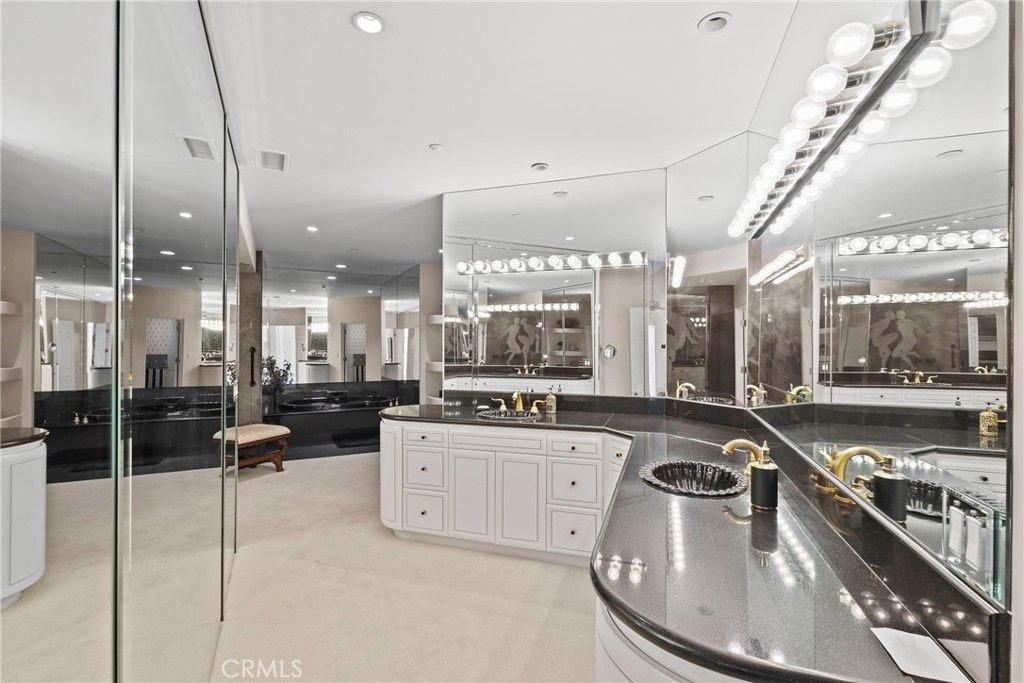 Bathroom, Interior, Kitchen, Recessed Lighting