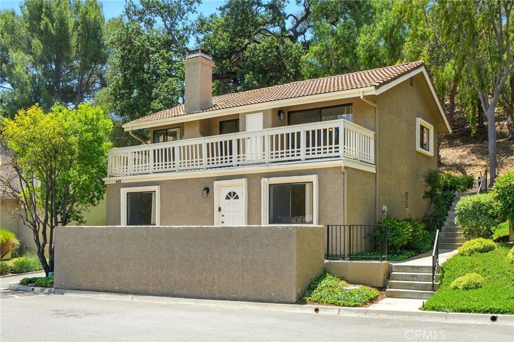 Exterior, Facade, Mediterranean