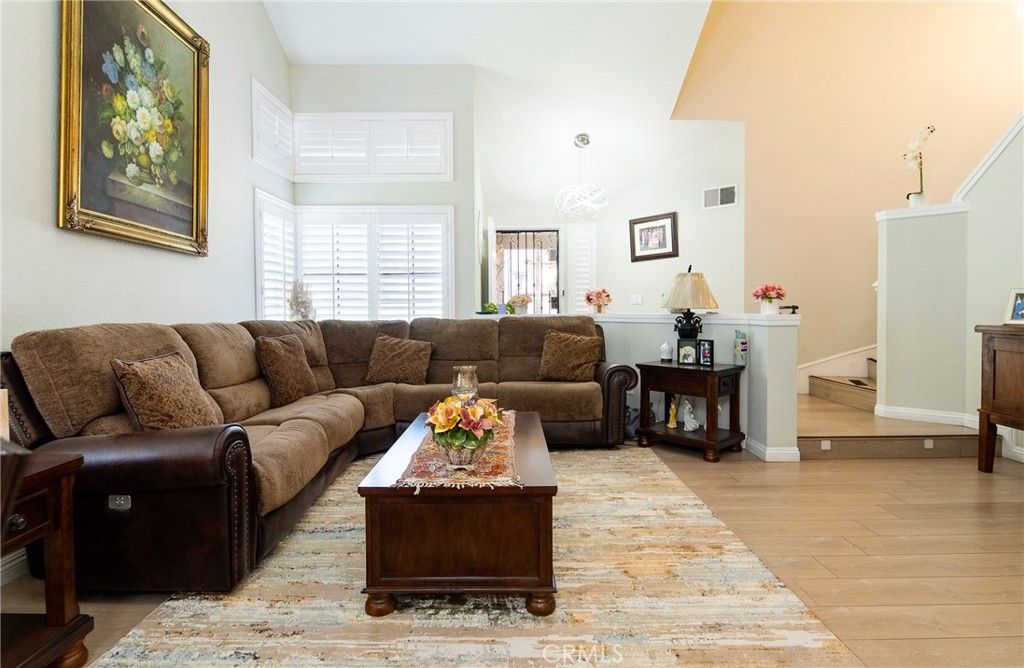 Interior, Living room, Pendant Lights, Wood Texture Flooring