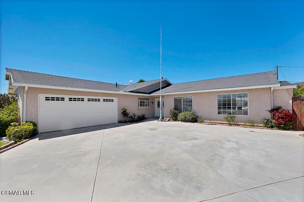 Attached, Exterior, Facade, Solar Panels, Ranch