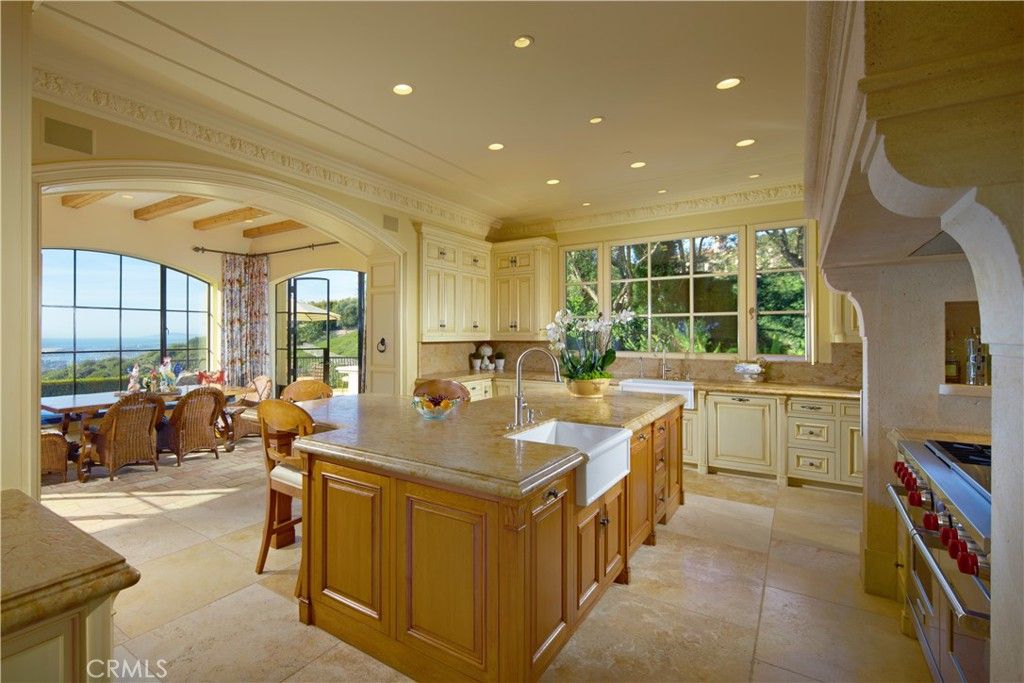 Dining room, Interior, Kitchen, Recessed Lighting, Stainless Steel Appliances, Water
