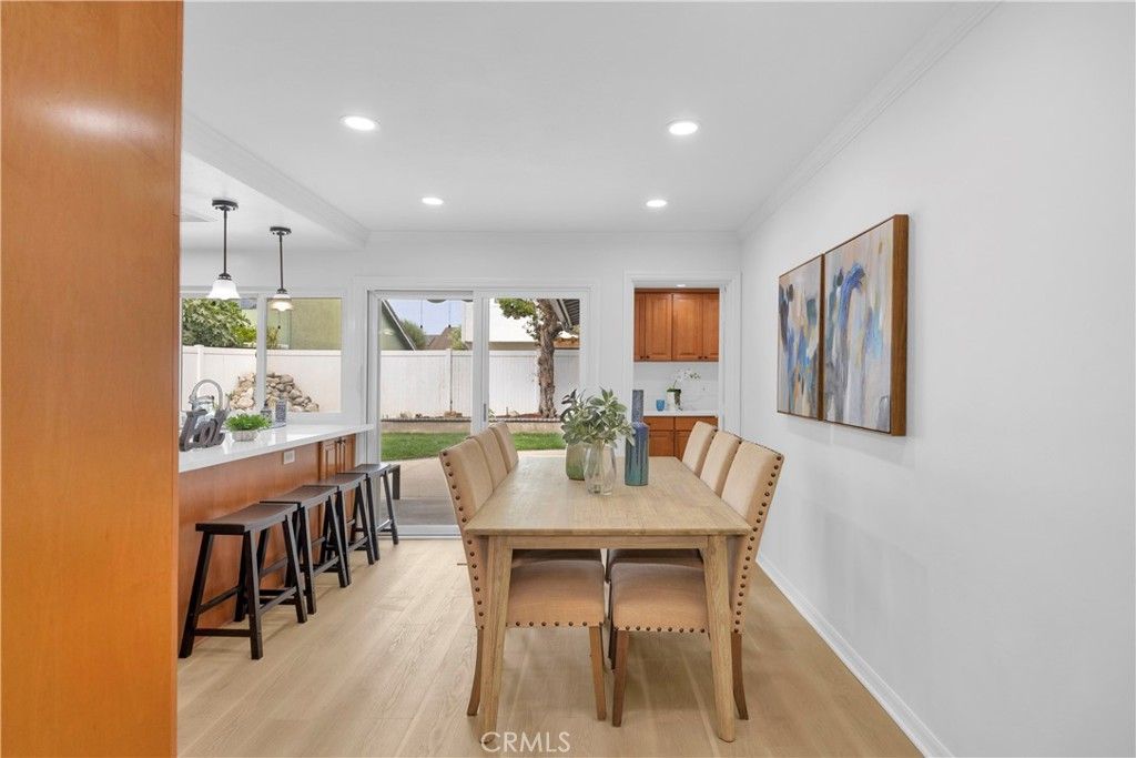Dining room, Interior, Pendant Lights, Recessed Lighting, Wood Texture Flooring