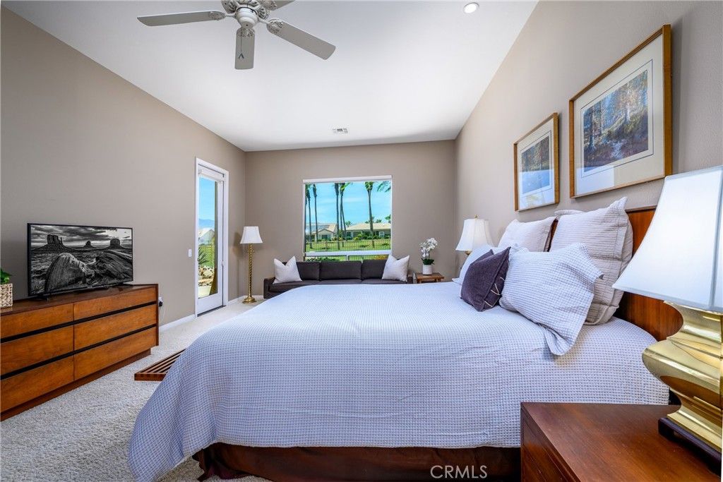 Bedroom, Interior, Recessed Lighting, Water