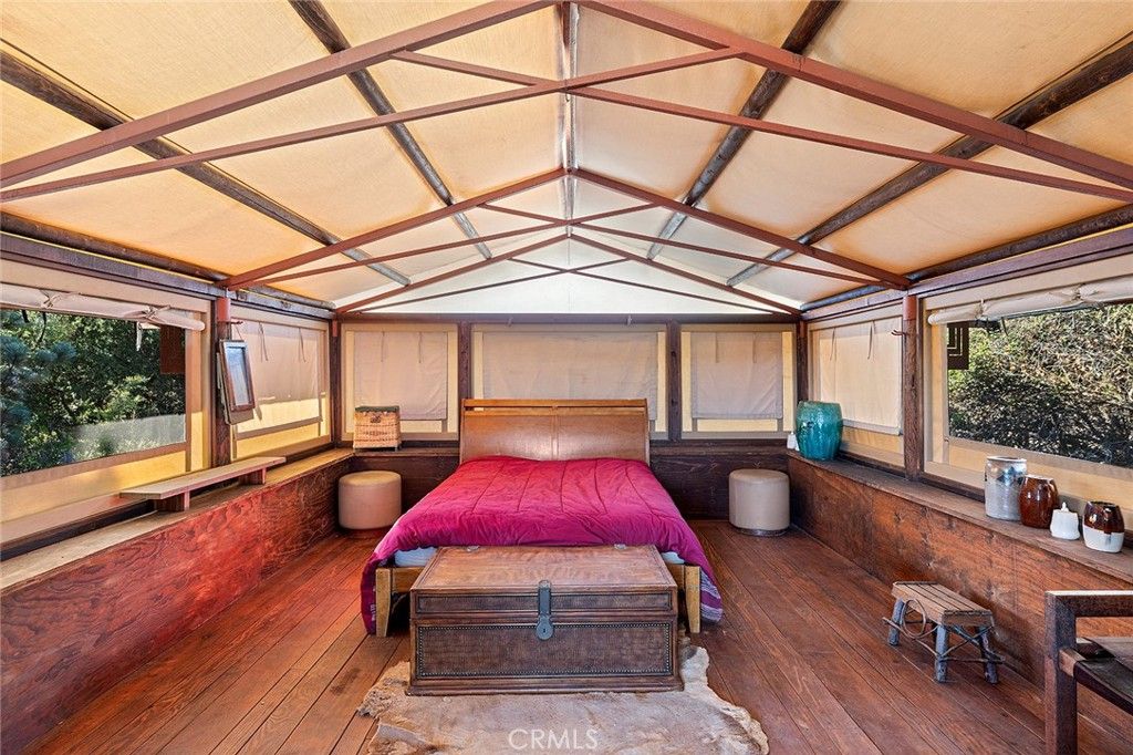 Bedroom, Interior, Sun Room, Wood Texture Flooring