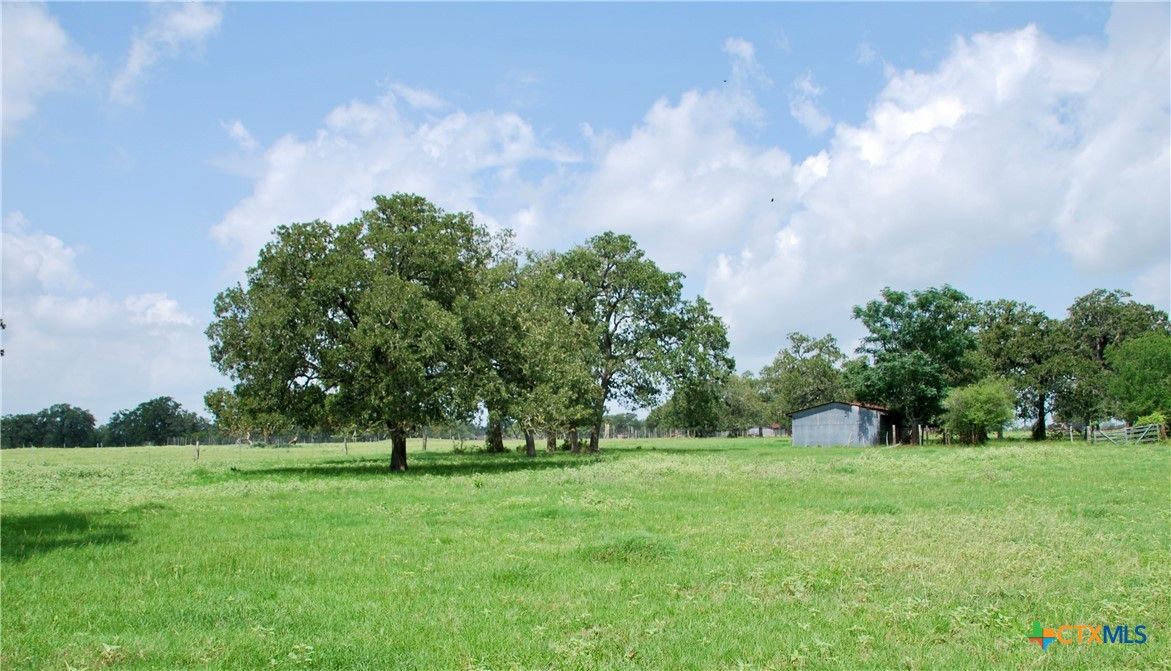 Backyard, Detached Garage, Exterior
