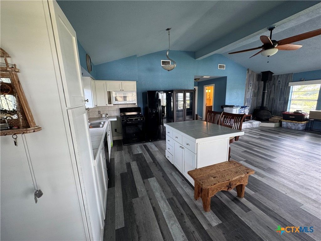 Dining room, Interior, Kitchen, Living room, Pendant Lights, Wood Texture Flooring