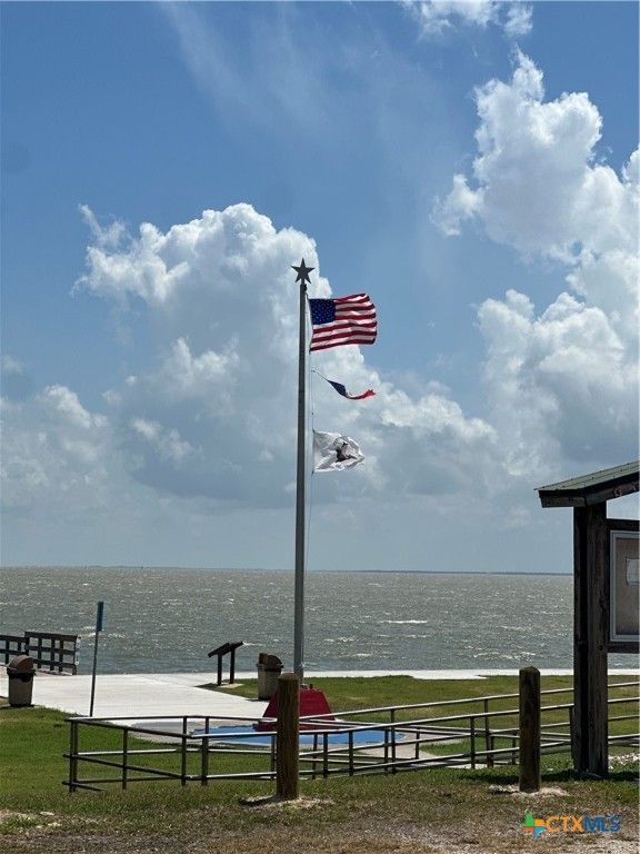 Exterior, Water