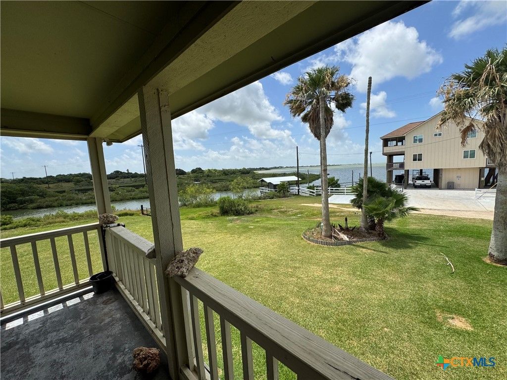 Backyard, Exterior, Water