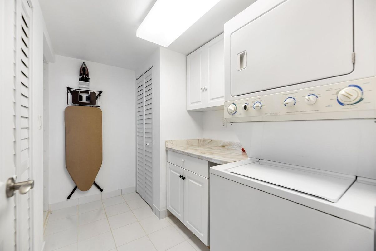 Interior, Utility Closets, Washer
