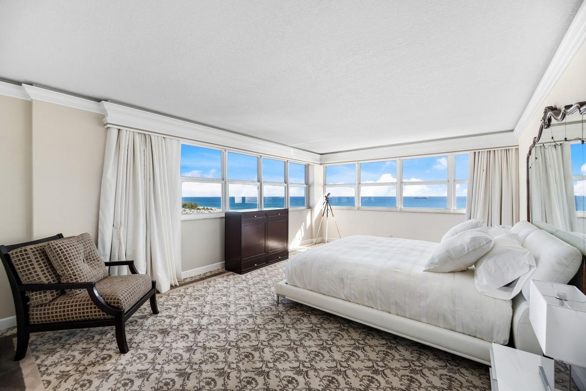 Bedroom, Interior, Water