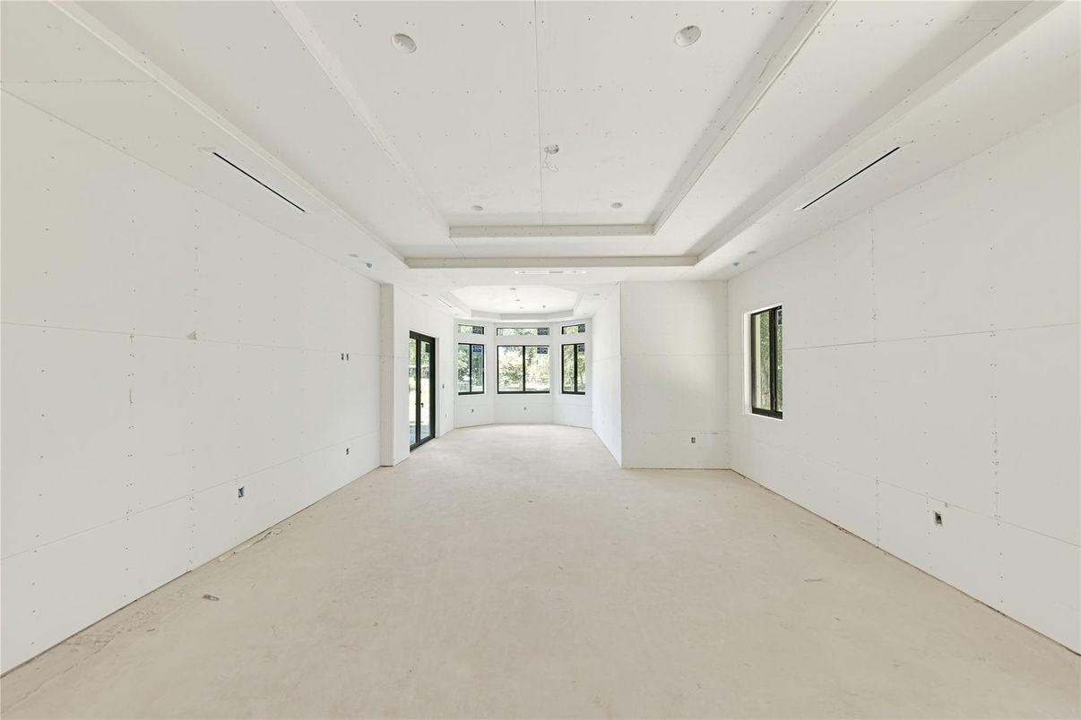 Empty room, Interior, Recessed Lighting