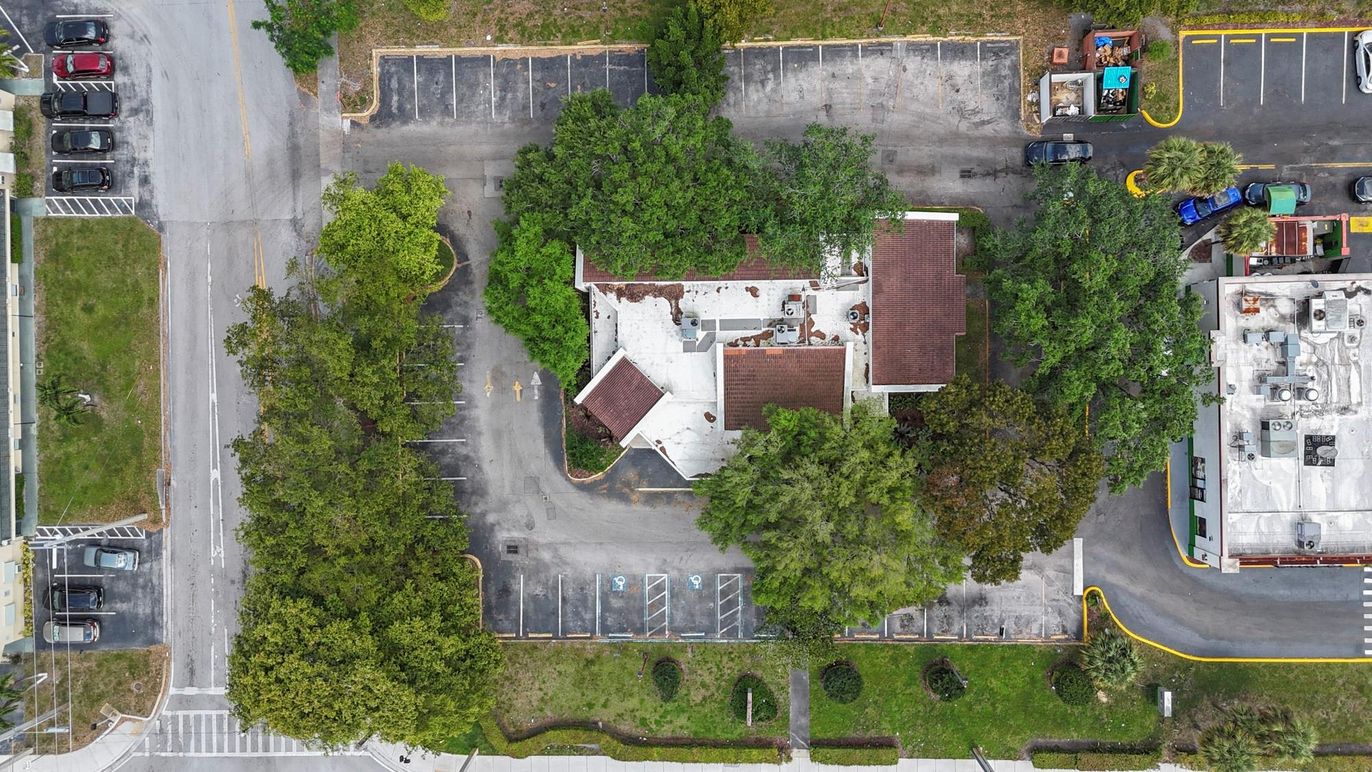 Exterior, Drone