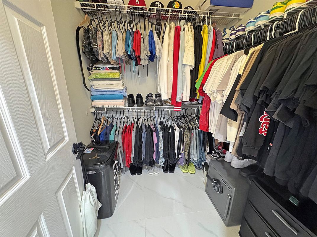 Interior, Marble, Walk-in Closets