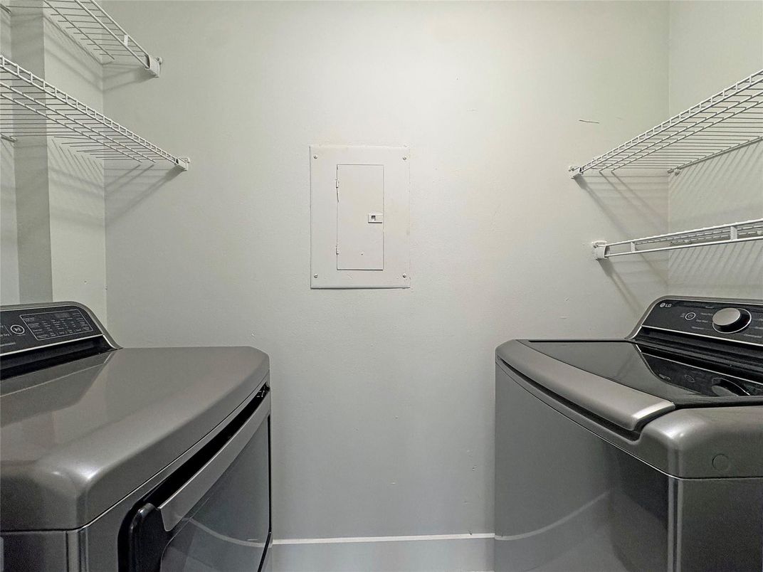 Interior, Washer