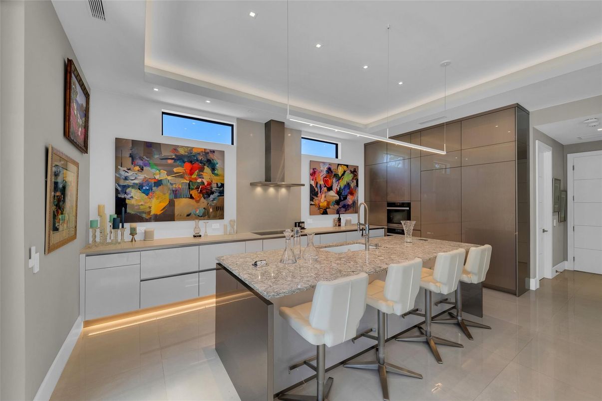 Interior, Kitchen, Pendant Lights, Recessed Lighting, Stainless Steel Appliances