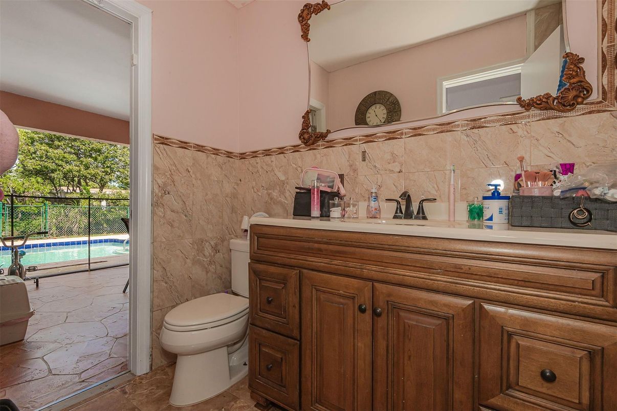 Bathroom, Interior
