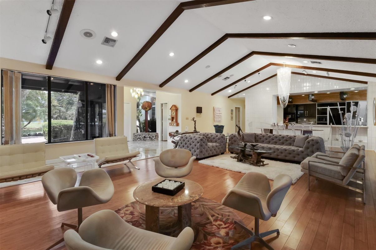 Interior, Living room, Recessed Lighting, Wooden Beams, Wood Texture Flooring