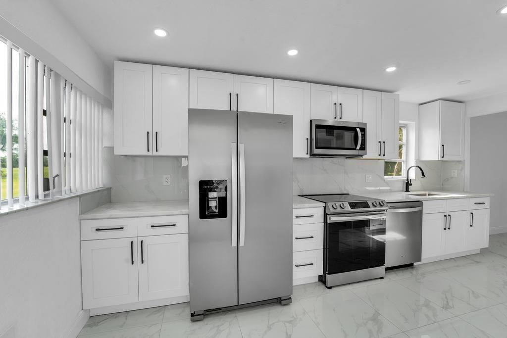 Interior, Kitchen, Marble, Recessed Lighting, Stainless Steel Appliances