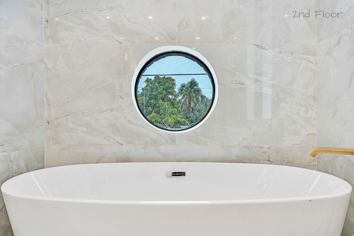 Bathroom, Free Standing Baths, Interior, Marble Walls