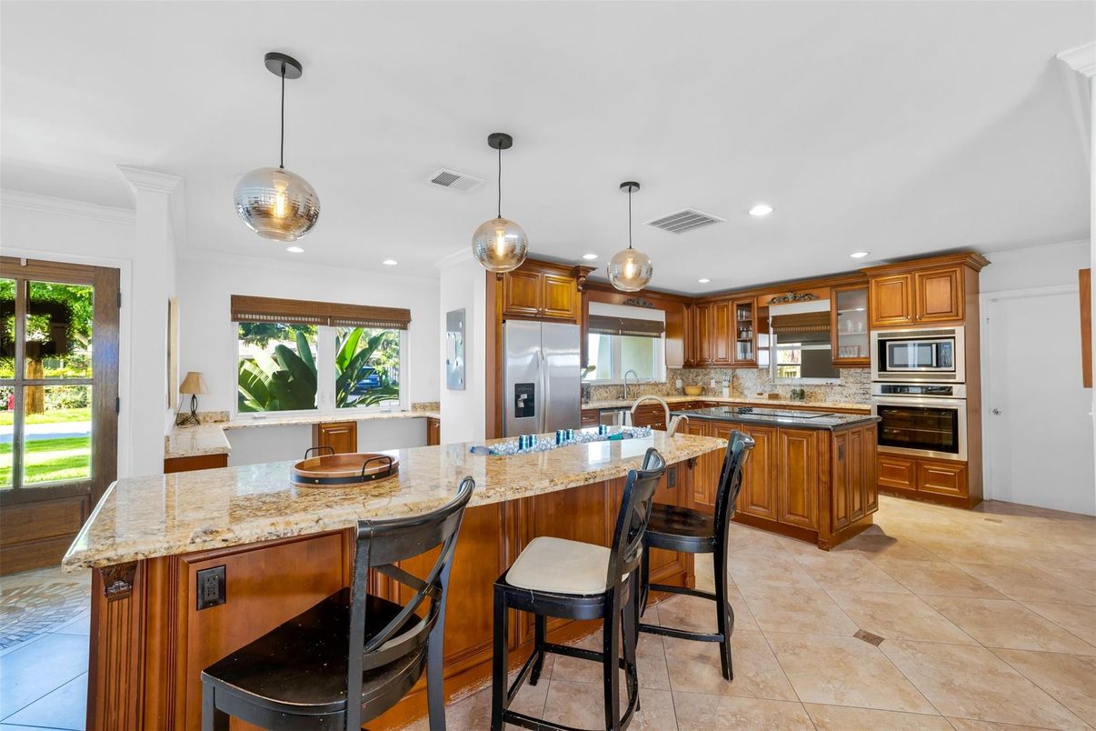 Interior, Kitchen, Pendant Lights, Recessed Lighting, Stainless Steel Appliances
